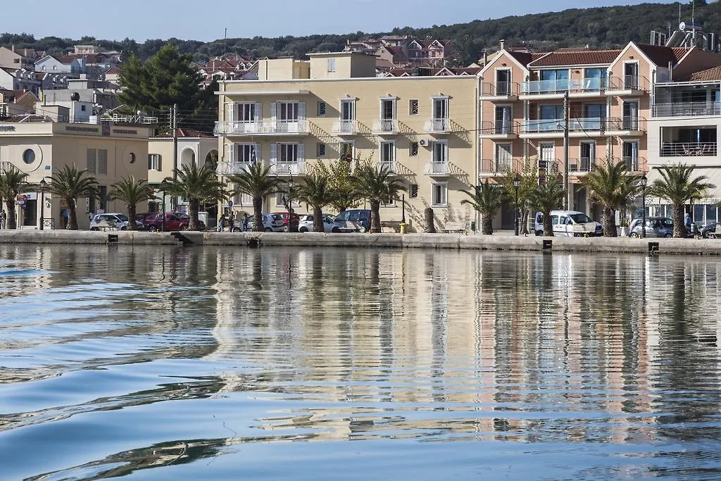 Aparthotel Argostoli Marina Suites
